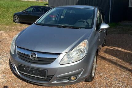 Opel Corsa 112.000 km 2.890 &euro; Lebach 66822