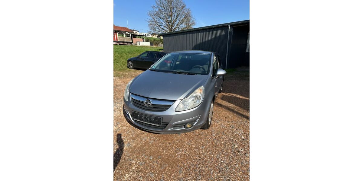 Opel Corsa 112.000 km 2.890 &euro; Lebach 66822