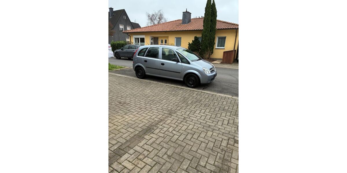 Opel Meriva 144.561 km 2.499 &euro; Lünen 44532