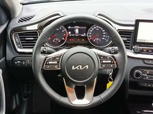 Kia Ceed SW / ceed SW CEED SW 1.5T 140 DCT7 VISION STD 19.056 km 22.490 &euro; Höhenkirchen-Siegertsbrun 85635