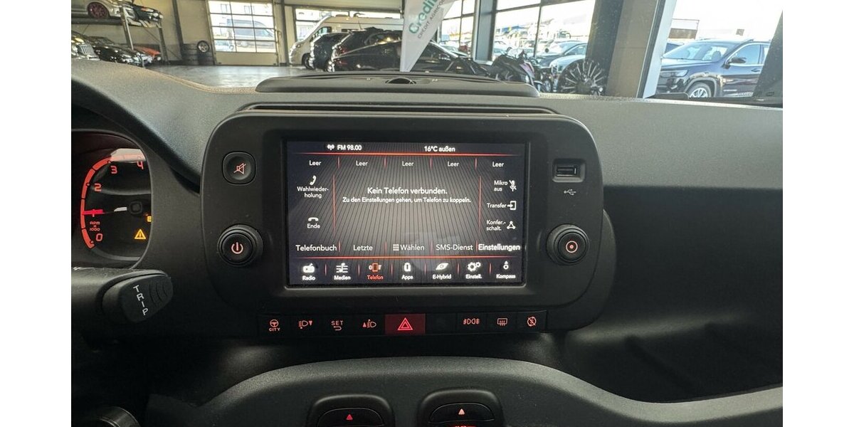 Fiat Panda Cross Red 1.0 Hybrid 1.Hand Neuwertig! 38.820 km 11.740 &euro; Lich 35423