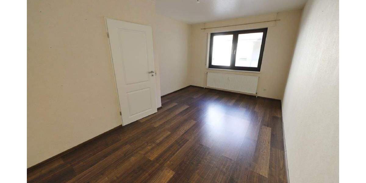 Etagenwohnung Lage - 5 Zimmer, 228.500&euro; | Angebot:25689539