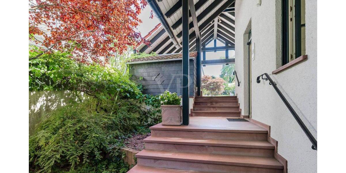 Einfamilienhaus Wehrheim - 8 Zimmer, 227 m&sup2;, 995.000&euro; | Angebot:25742958