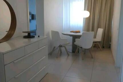 3 Zimmern Wohnung die auch für die WG geeignet 1 zimmer