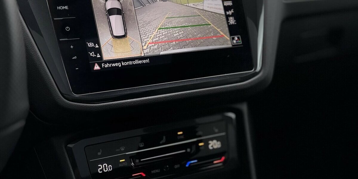 VW Tiguan R-Line 4Motion Pano Memory Keyless 14.600 km 42.900 &euro; Mönchengladbach 41066