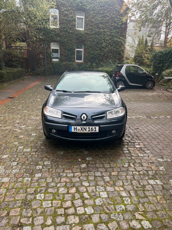 Renault Megane 113.500 km 3.299 € Hannover 30459