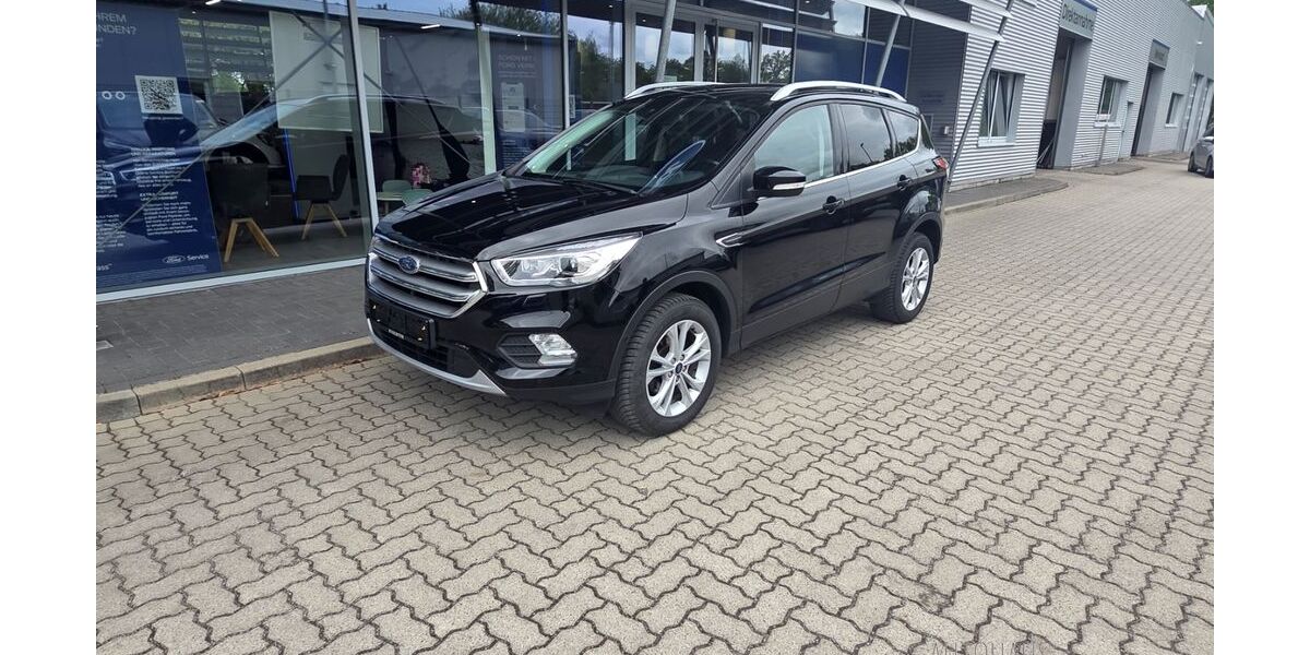 Ford Kuga 105.000 km 15.900 &euro; Dannenberg 29451