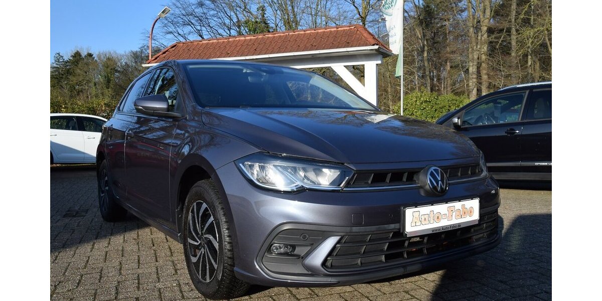 VW Polo Life 1,0 70KW LED*ACC*PDC*App Connect*Alls. 52.976 km 15.980 &euro; Rastede 26160