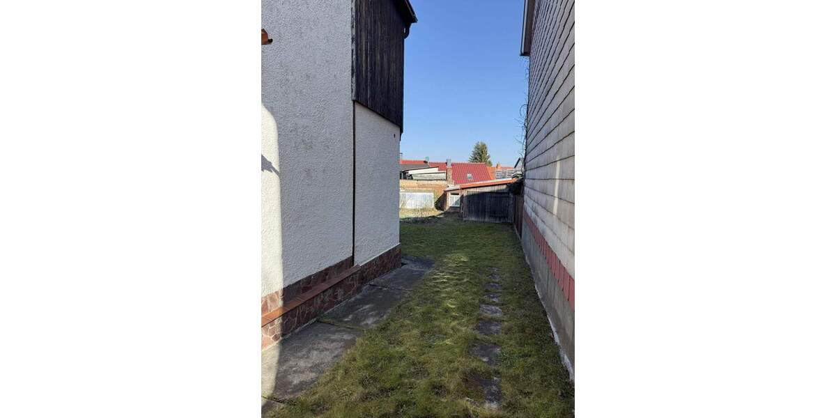 Einfamilienhaus Friedrichroda - 6 Zimmer, 123 m&sup2;, 95.000&euro; | Angebot:25772410