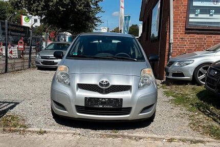 Toyota Yaris 123.535 km 3.700 € Hamburg 22043