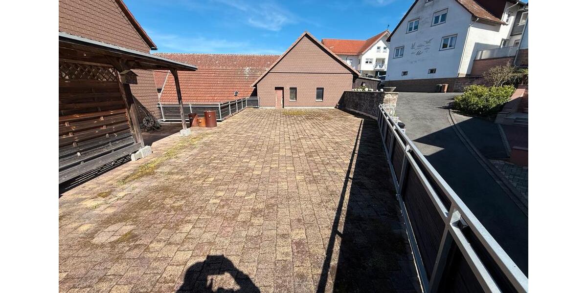 Einfamilienhaus Steinau an der Straße - 14 Zimmer, 300 m&sup2;, 300.000&euro; | Angebot:26084319