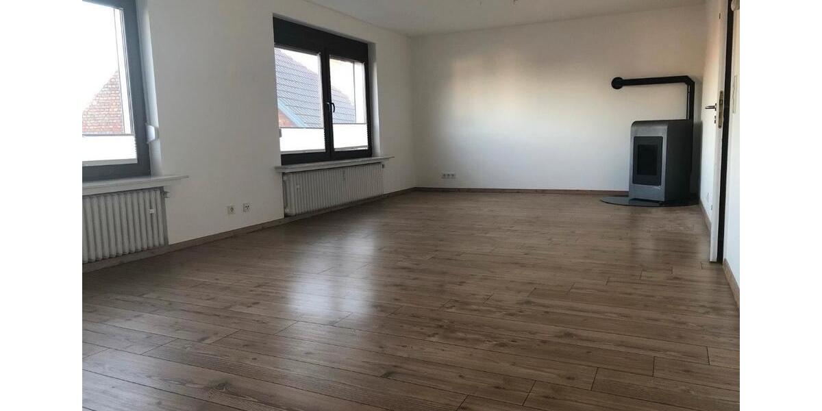 Einfamilienhaus Bad Wildungen - 8 Zimmer, 226 m&sup2;, 199.000&euro; | Angebot:26857853