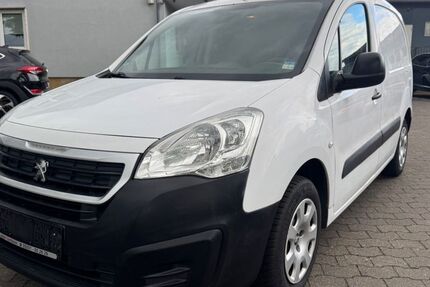 Peugeot Partner 220.000 km 3.800 &euro; Northeim 37154