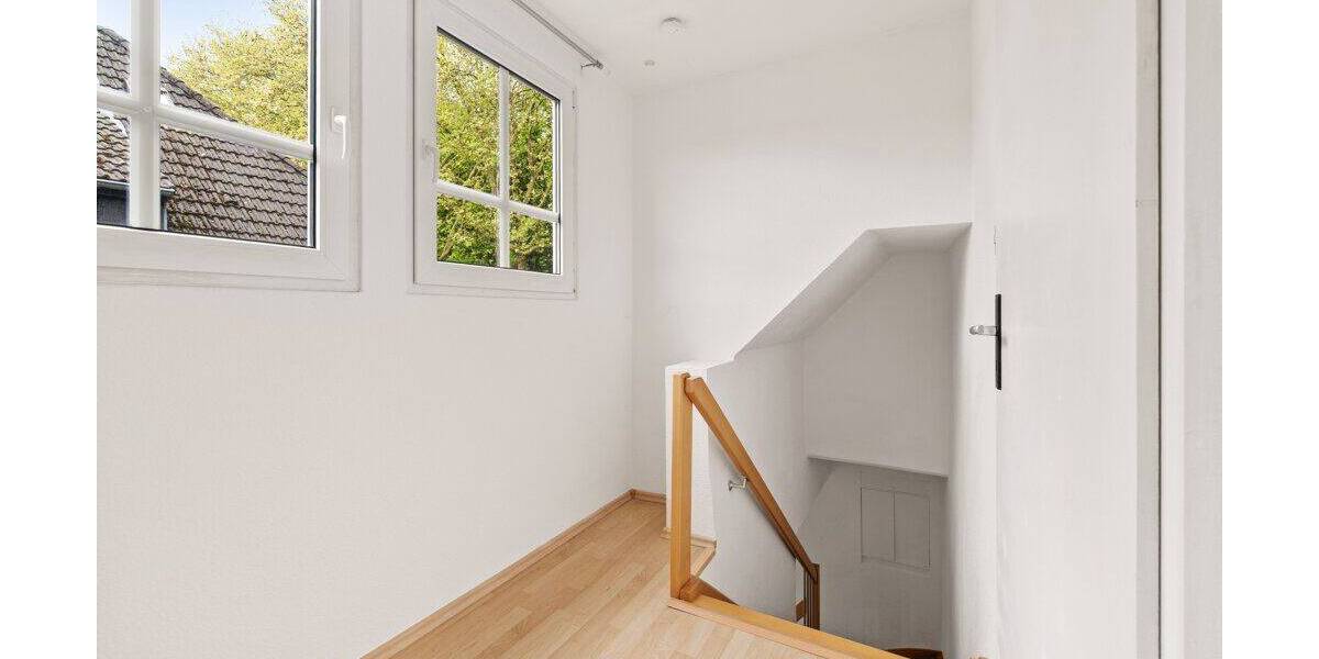 Reihenmittelhaus Herzogenrath Merkstein - 4 Zimmer, 98 m&sup2;, 199.000&euro; | Angebot:26881777