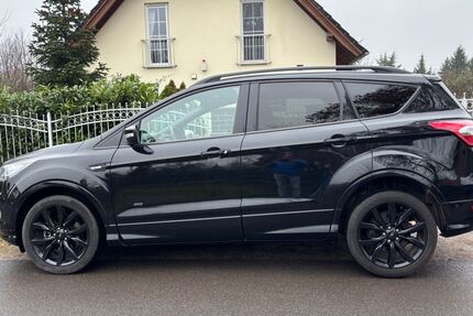 Ford Kuga 36.000 km 16.900 &euro; Bernau 16321