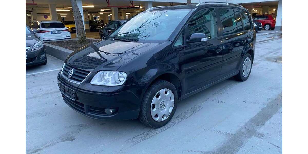 VW Touran 240.000 km 850 &euro; München 80809