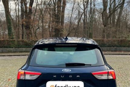 Ford Kuga 35.200 km 22.900 &euro; Berlin 10243