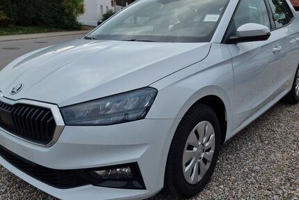 Skoda Fabia 17.400 km 17.990 € Leinau 87666