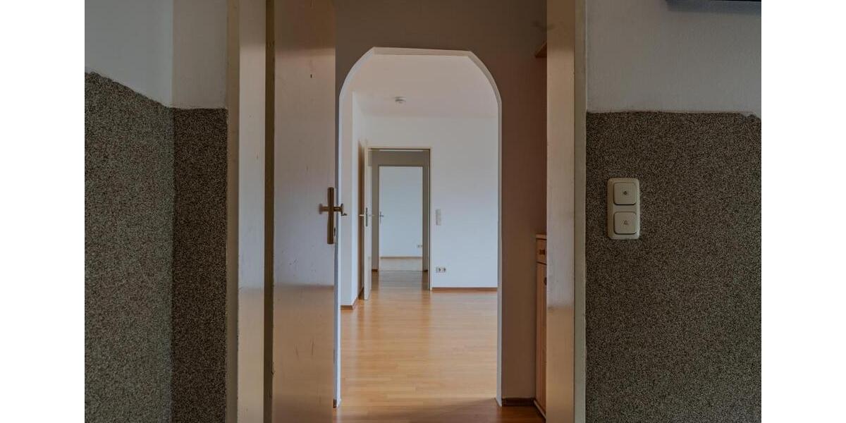 Etagenwohnung Bad Hersfeld - 4 Zimmer, 102 m&sup2;, 1.200&euro; | Angebot:26684227