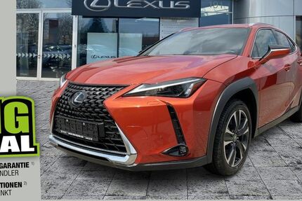 Lexus UX 22.000 km 26.990 &euro; Dresden 01139