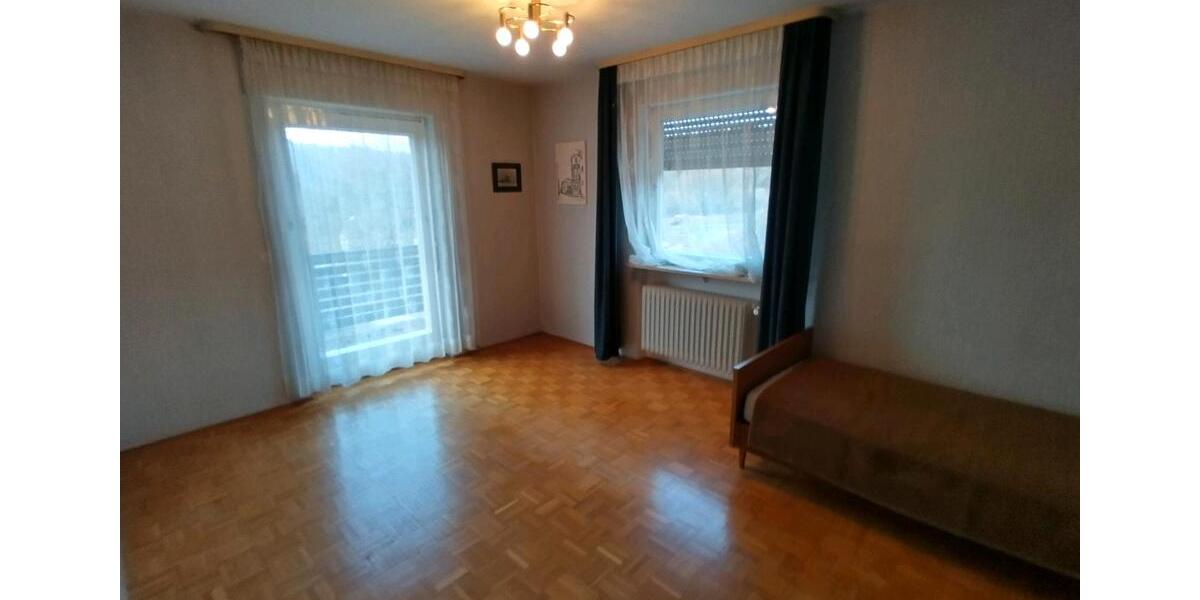 Einfamilienhaus Regensburg Ganghofersiedlung - 8 Zimmer, 245 m&sup2;, 425.000&euro; | Angebot:26096816