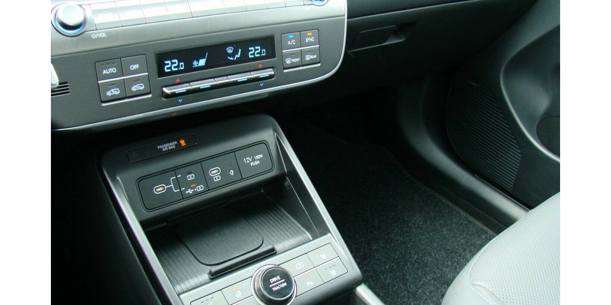 Hyundai Kona 1.6 T-GDI Prime ACC LED BOSE AHK Schiebedach 53.065 km 26.980 &euro; Falkensee 14612