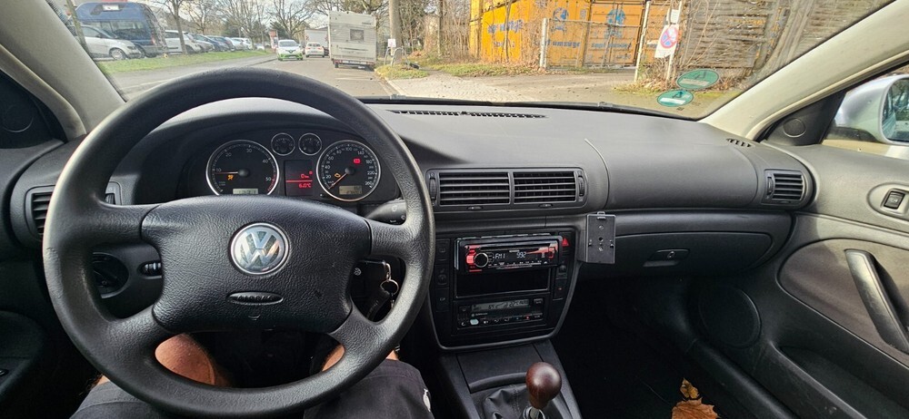 VW Passat 278.000 km 1.999 € Freiburg im Breisgau 79098