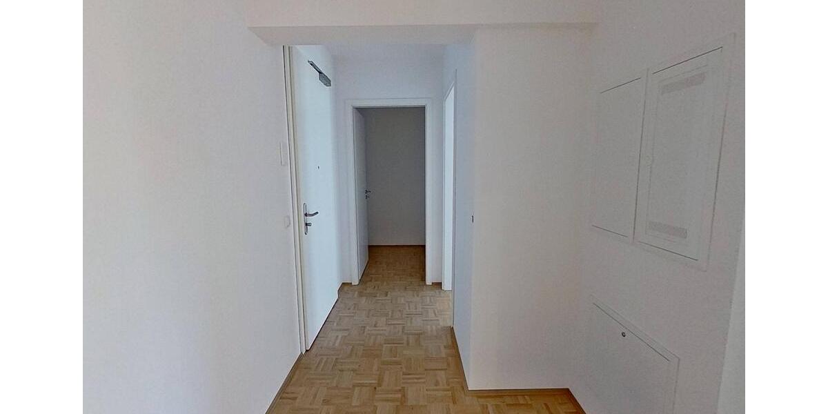 Etagenwohnung Strausberg - 2 Zimmer, 56 m&sup2;, 751&euro; | Angebot:26355017