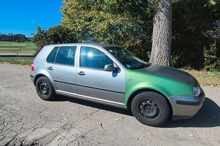 VW Golf 264.000 km 750 &euro; Bad Schussenried 88427