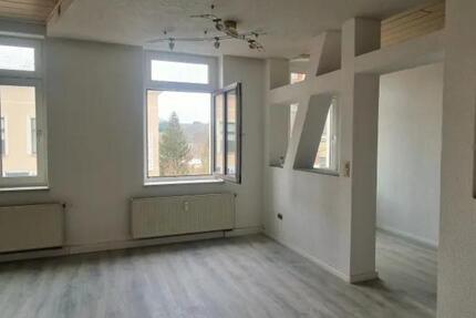 Zentrale Wohlfühlwohnung mit viel Licht und Charme 3 zimmer