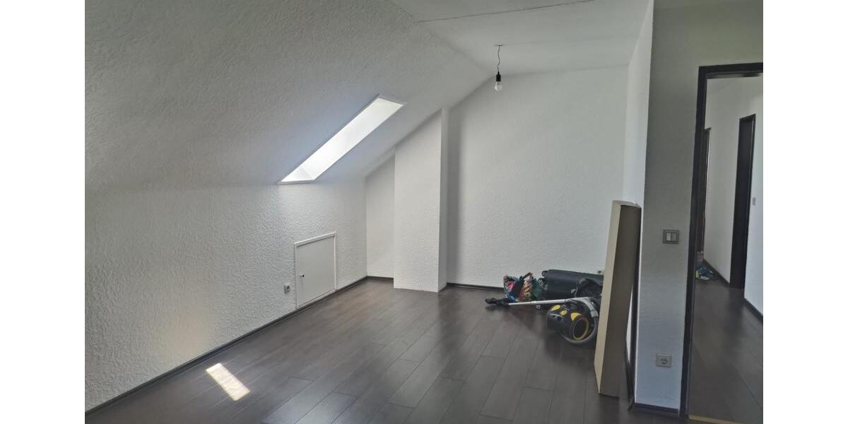 Dachgeschoßwohnung Isselburg - 3 Zimmer, 56 m&sup2;, 560&euro; | Angebot:26386974