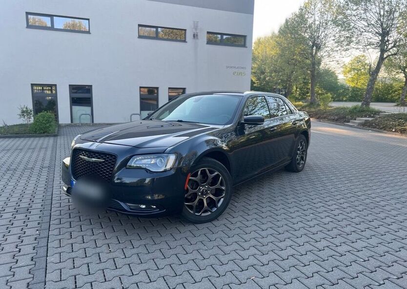 300C