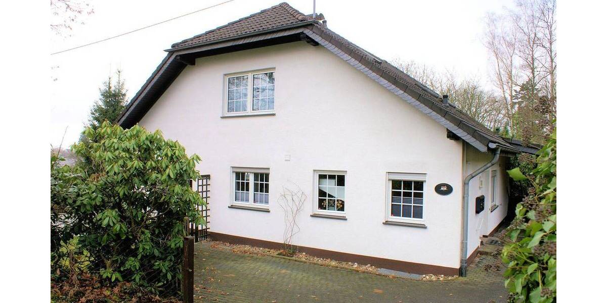 Etagenwohnung Nümbrecht - 3 Zimmer, 86 m&sup2;, 225.000&euro; | Angebot:26028906