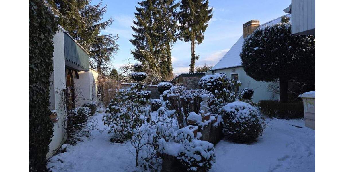 DHH - Haus auf super Grundstück - inkl. Ferienbungalow - ruhige und beliebte Lage 4 zimmer