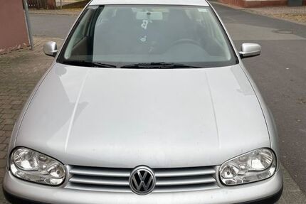 VW Golf 74.324 km 1.800 € Dorfprozelten 97904