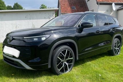 VW Tayron 8.000 km 51.600 &euro; hannover 30419