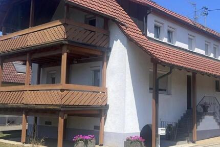 2 Fam. HS in EM-Kollmarsreute für Kapitalanleger od. Eigennutzer zimmer