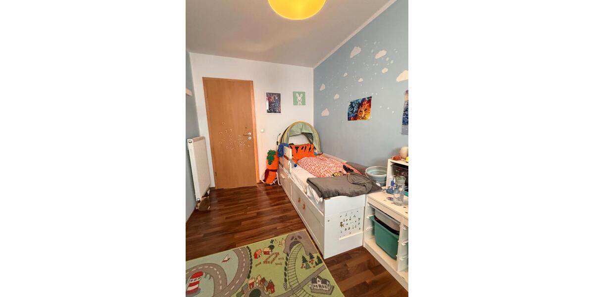 Reihenhaus Zirndorf - 5 Zimmer, 138 m&sup2;, 2.000&euro; | Angebot:25994808