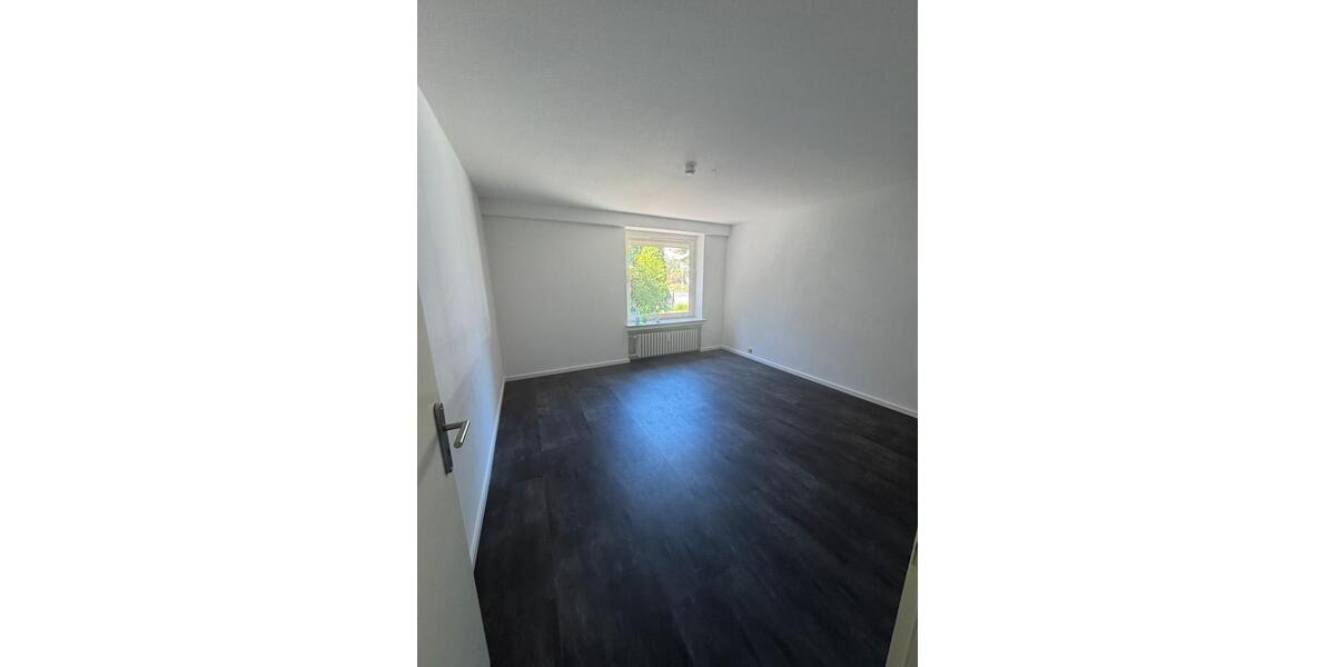 Erdgeschoßwohnung Wülfrath - 3 Zimmer, 74 m&sup2;, 666&euro; | Angebot:26676688