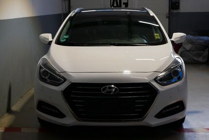 Hyundai i40 199.990 km 6.490 &euro; Hagenbach 76767