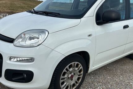 Fiat New Panda 156.789 km 5.200 &euro; Pittenhart 83132