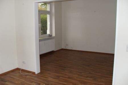 Etagenwohnung Halver Oberbrügge - 2 Zimmer, 71 m&sup2;, 450&euro; | Angebot:25278107