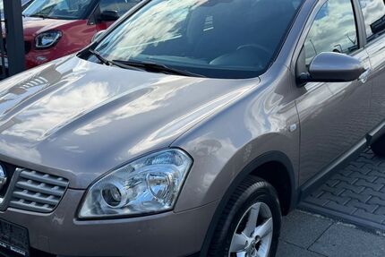 Nissan Qashqai 180.595 km 5.350 &euro; Köln 51065