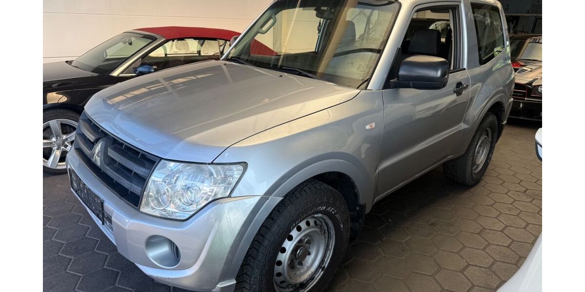 Mitsubishi Pajero 189.000 km 9.799 &euro; Münzenberg Gambach 35516