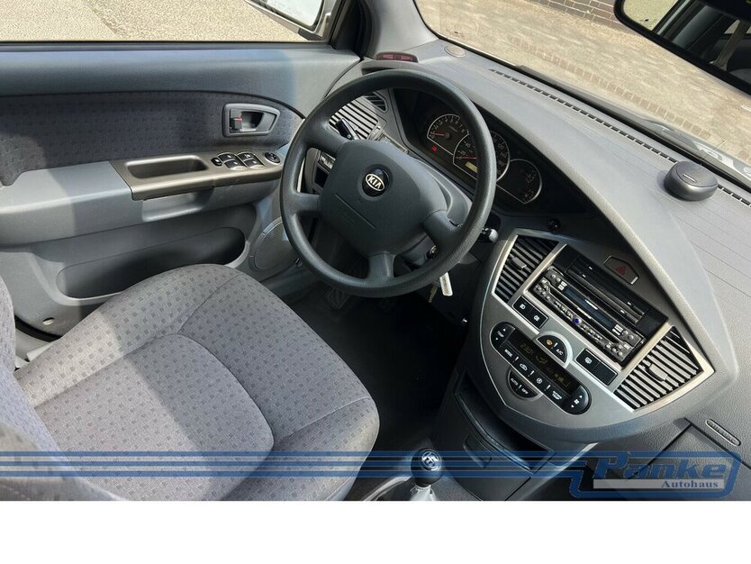 Kia Carens 2.0 16V EX Van*SchiebeD.*Klima*PDC*Bluet* 109.096 km 1.100 € Berlin 13187