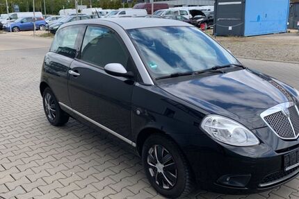 Lancia Ypsilon 95.800 km 3.000 € Leipzig 04209