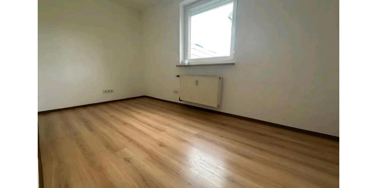 Etagenwohnung Bad Driburg - 2 Zimmer, 64 m&sup2;, 430&euro; | Angebot:26320455
