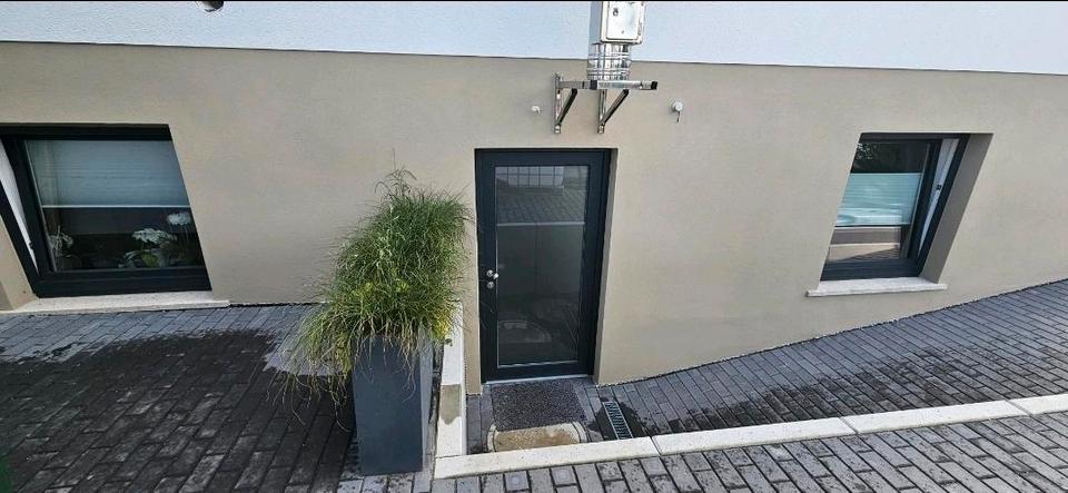 Etagenwohnung Bad Neustadt an der Saale - 2 Zimmer, 80 m&sup2;, 1.250&euro; | Angebot:26631635