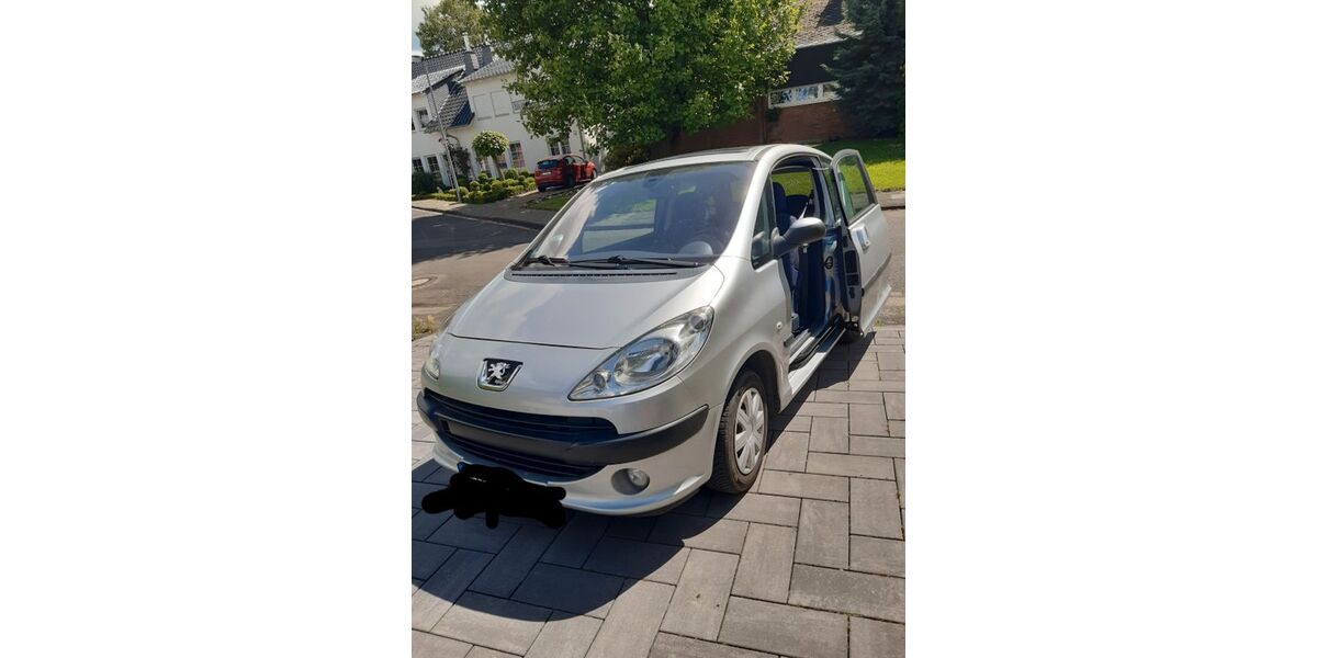Peugeot 1007 208.000 km 1.900 &euro; Euskirchen 53881