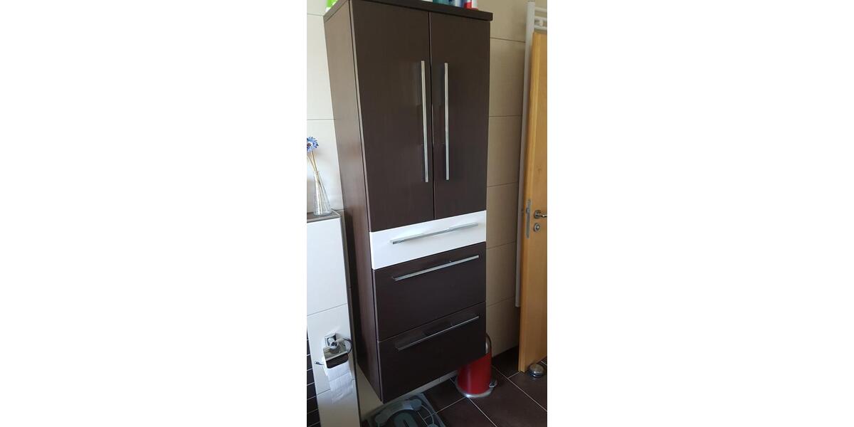 Moderne Wohnung mit überd. Terrasse zum 01.06.26 zu vermieten 4 zimmer